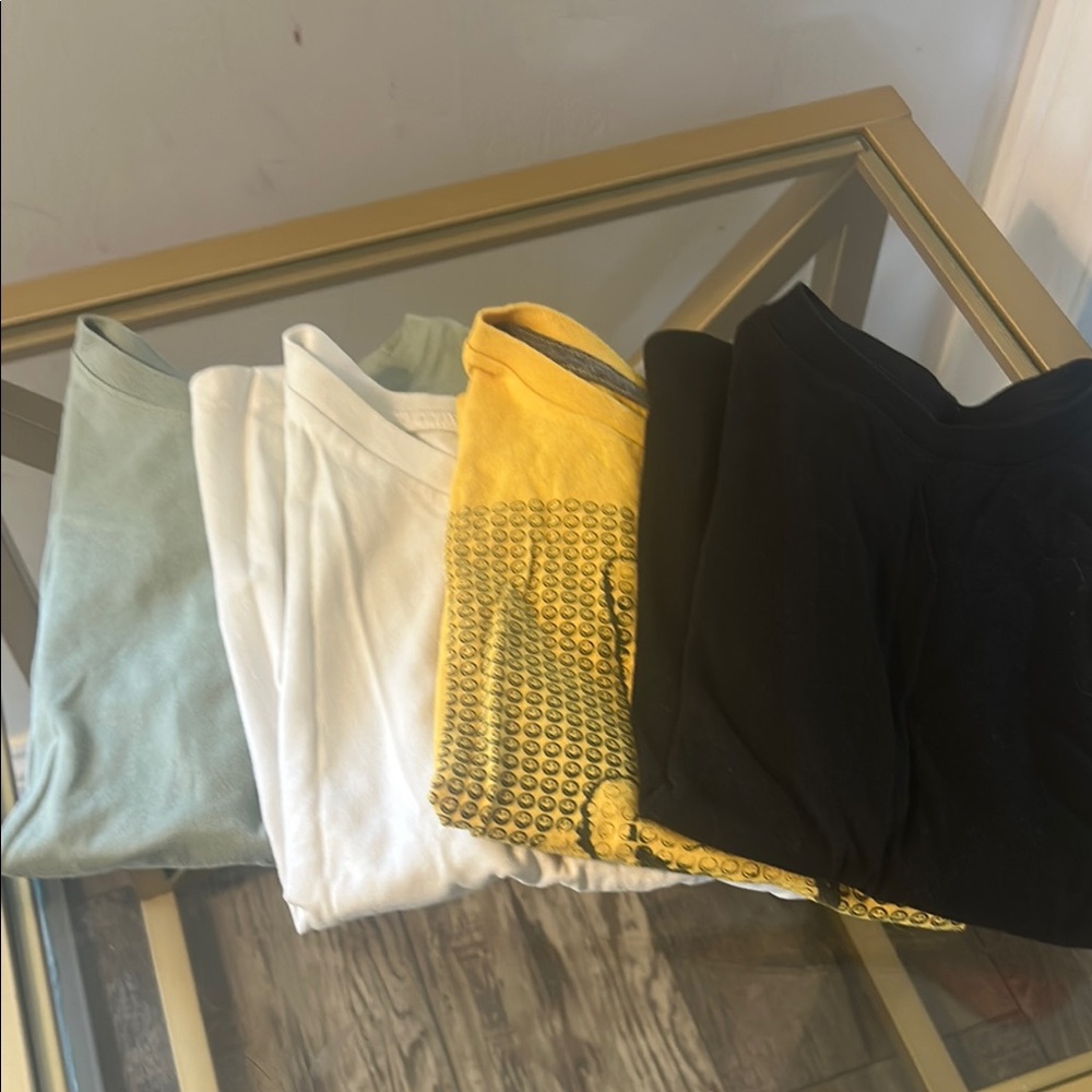 Bundle of Short Sleeve Tee with Classic Crew Neck